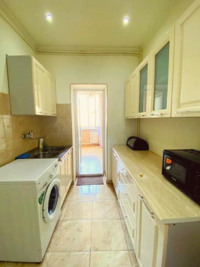 Your Home In Tbilisi Eksteriør billede